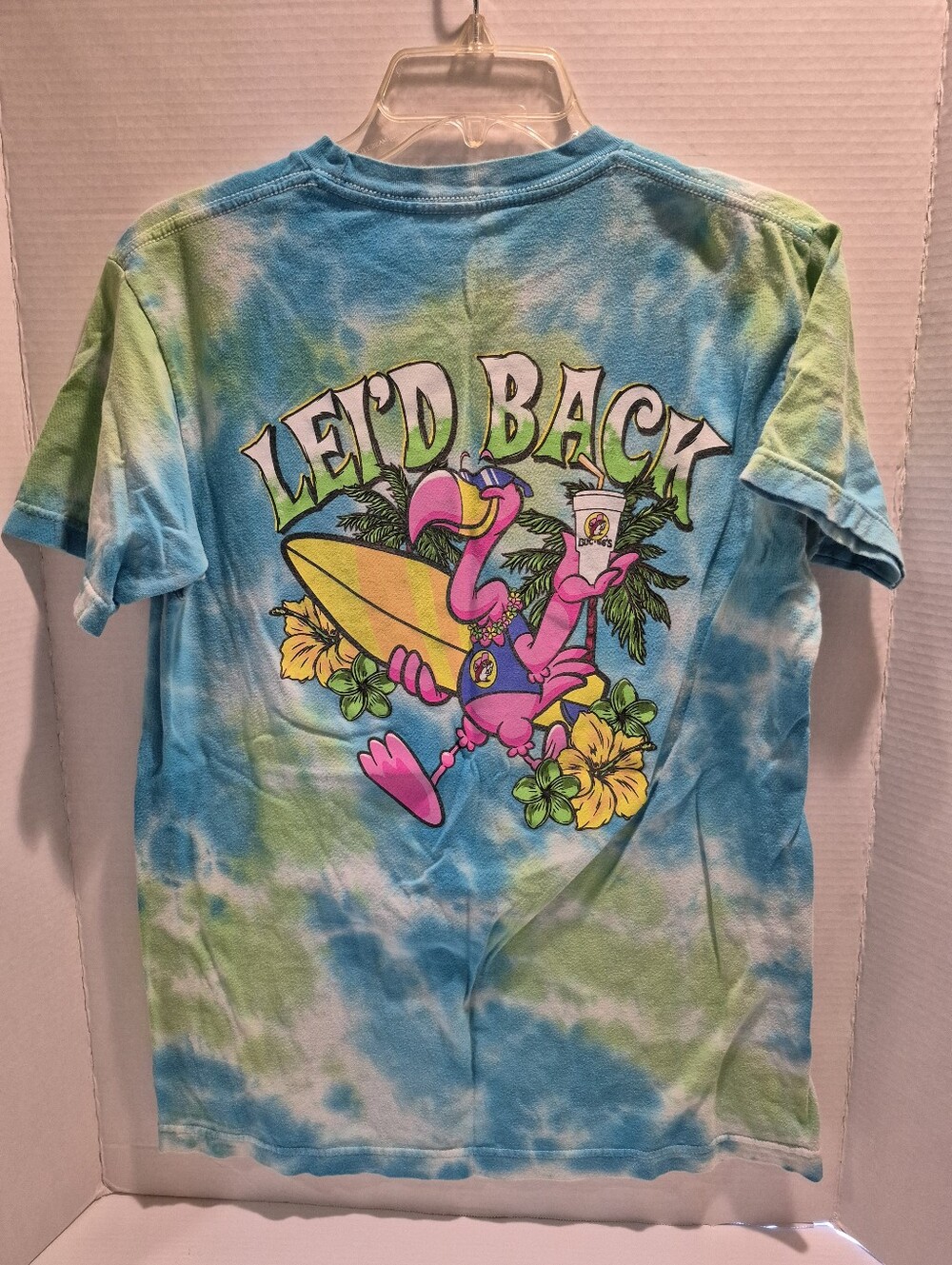 Buc-ee's "Lei'd Back" Tie-Dye Womens' Med Tee shirt
